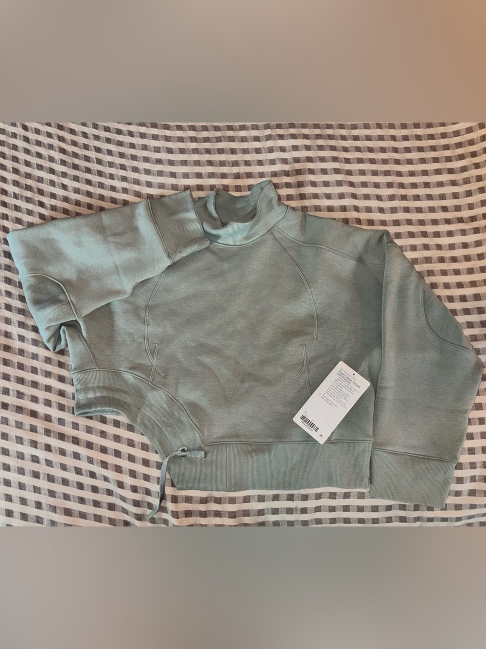 Lululemon Sage Green Plush Fleece Curved Hem Pullover Pullover